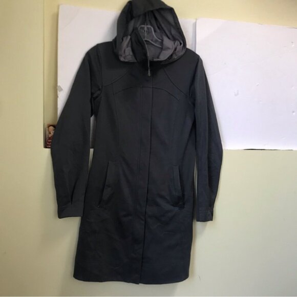 Lululemon Apres Soft Shell Rain Coat Pockets Jacket Hood Water Repellent Grey S - Picture 3 of 16